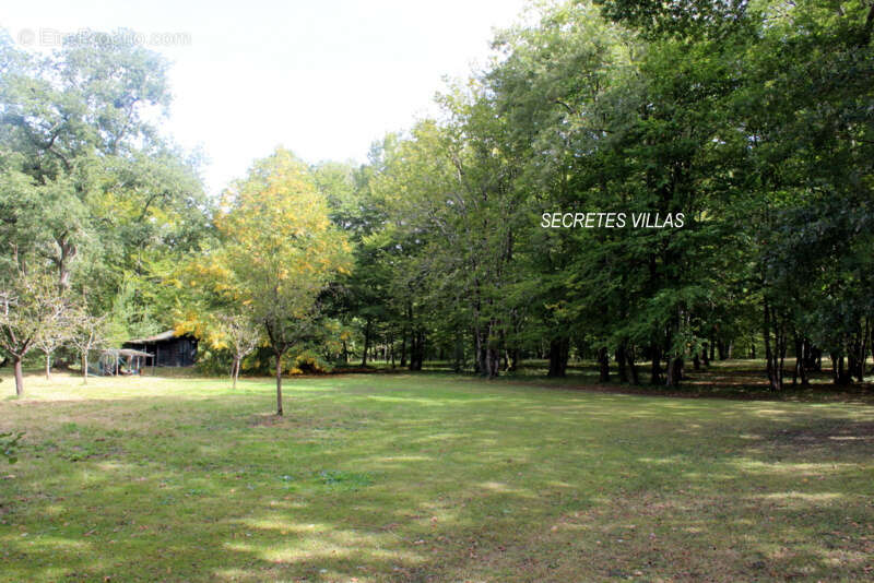 Maison à FARGUES-SAINT-HILAIRE