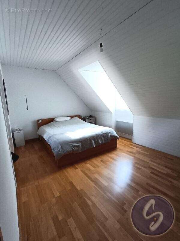 Maison à SAINTE-LUCE-SUR-LOIRE