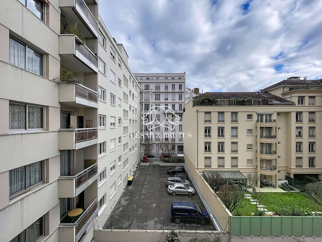 Appartement à LYON-6E