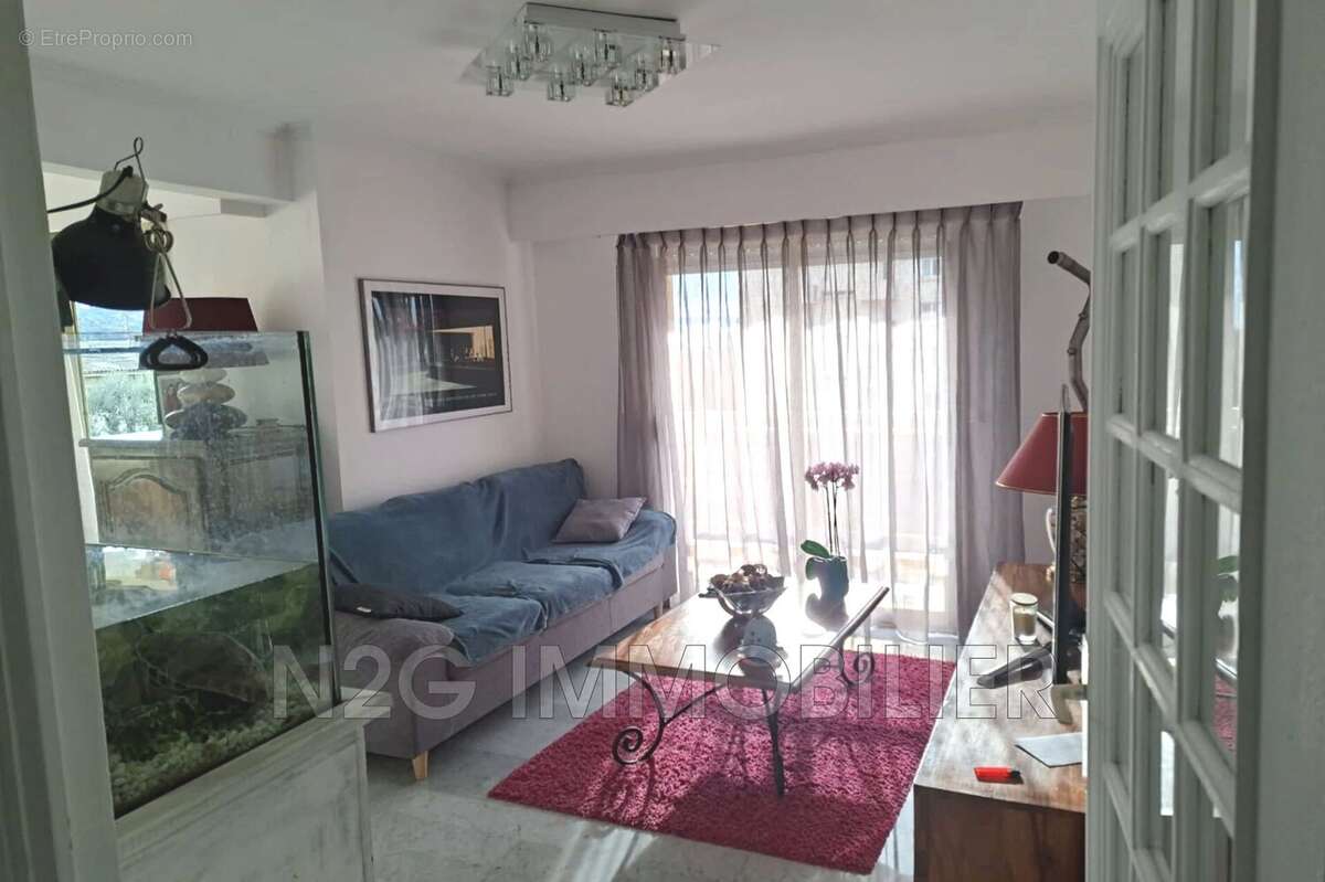 Appartement à LE CANNET