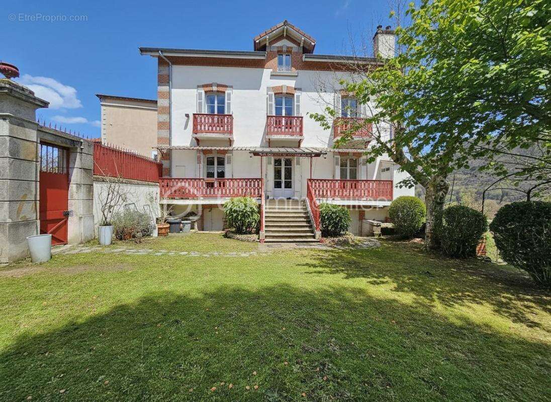 Maison à SAINT-PAUL-EN-CORNILLON