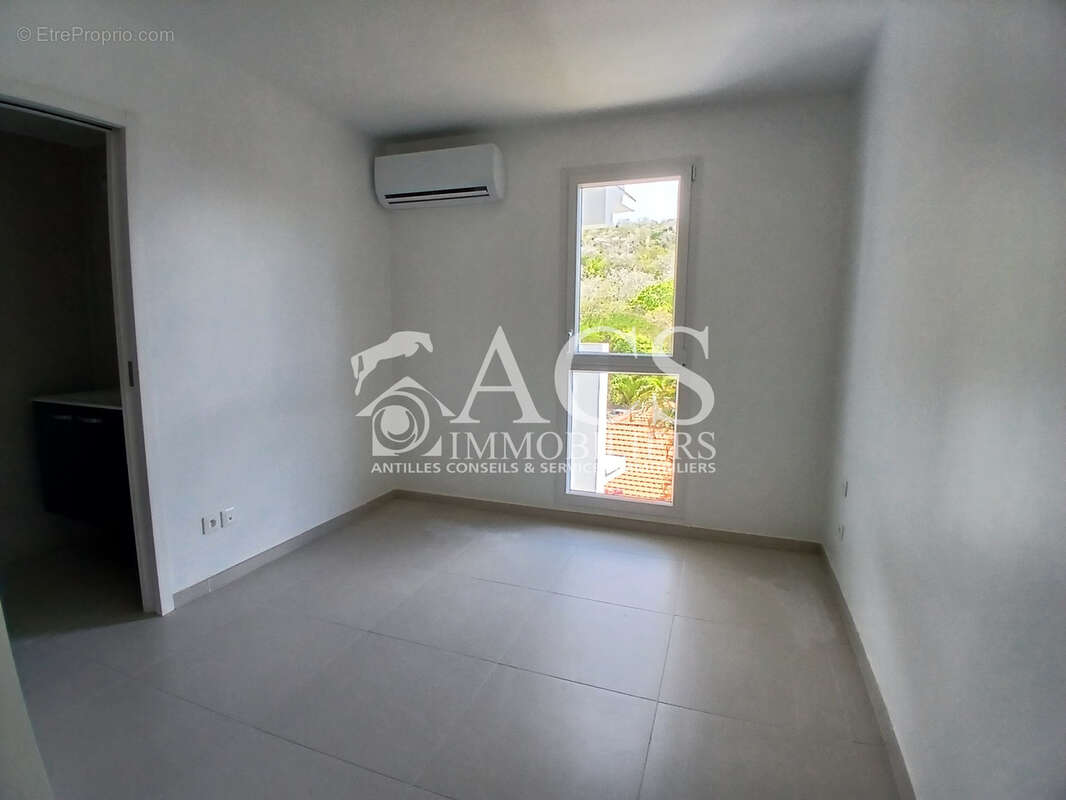 Appartement à LES TROIS-ILETS