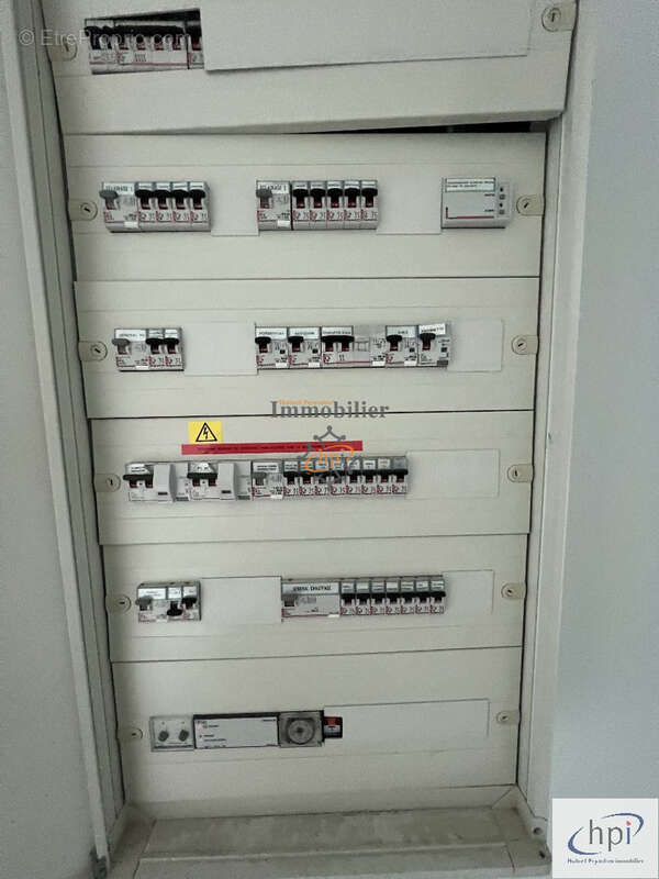 Commerce à VABRES-L&#039;ABBAYE