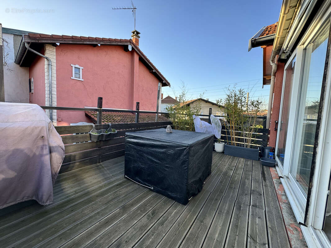 Appartement à FEYZIN