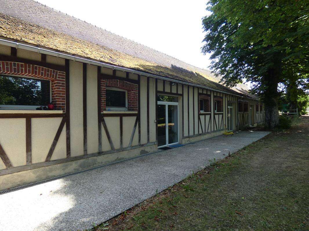 Maison à CHERISY
