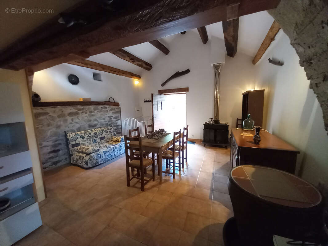 Maison à SAINT-VINCENT-D'OLARGUES