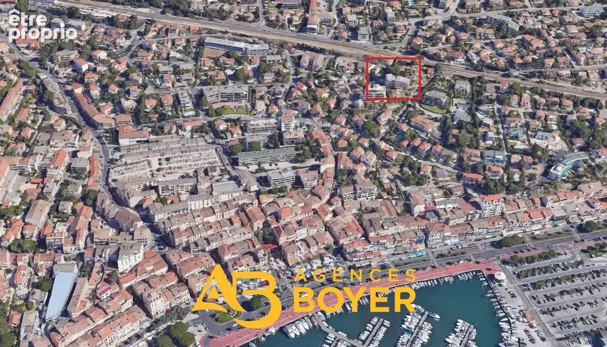Bandol   t3 54 m2   vue mer   ascenseur   terrasses   parking   cave   proche centre - photo 11