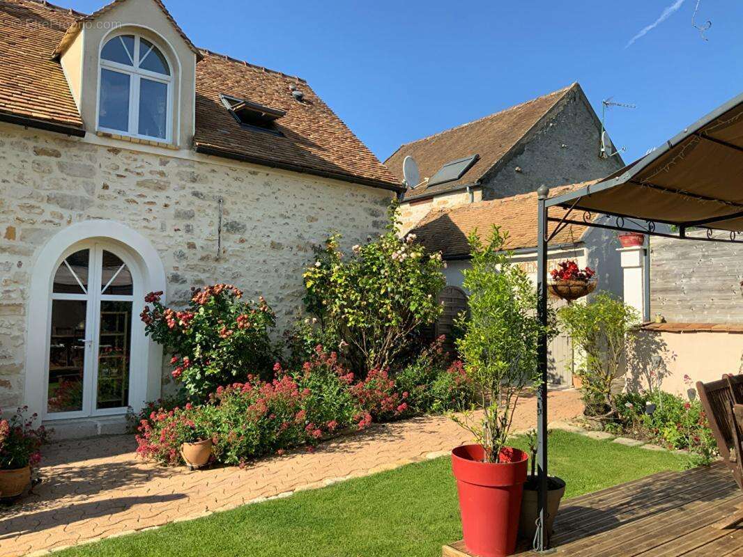 Maison à MORET-SUR-LOING