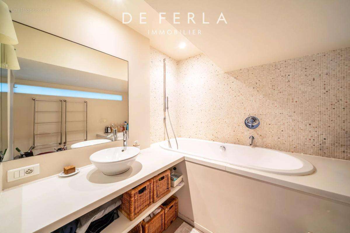 Appartement à PARIS-5E