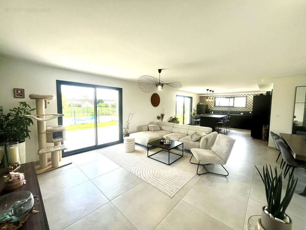 Maison à CHALON-SUR-SAONE