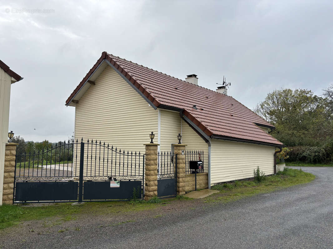 Maison à COULEUVRE