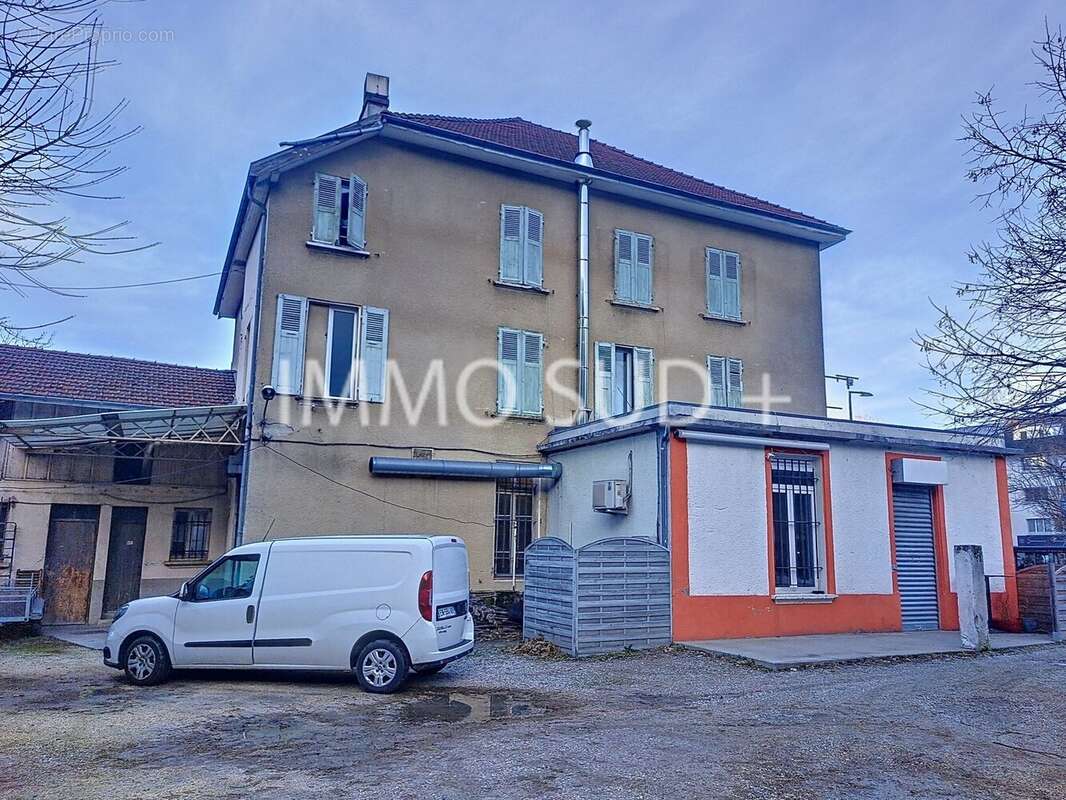 Maison à CHAMP-SUR-DRAC