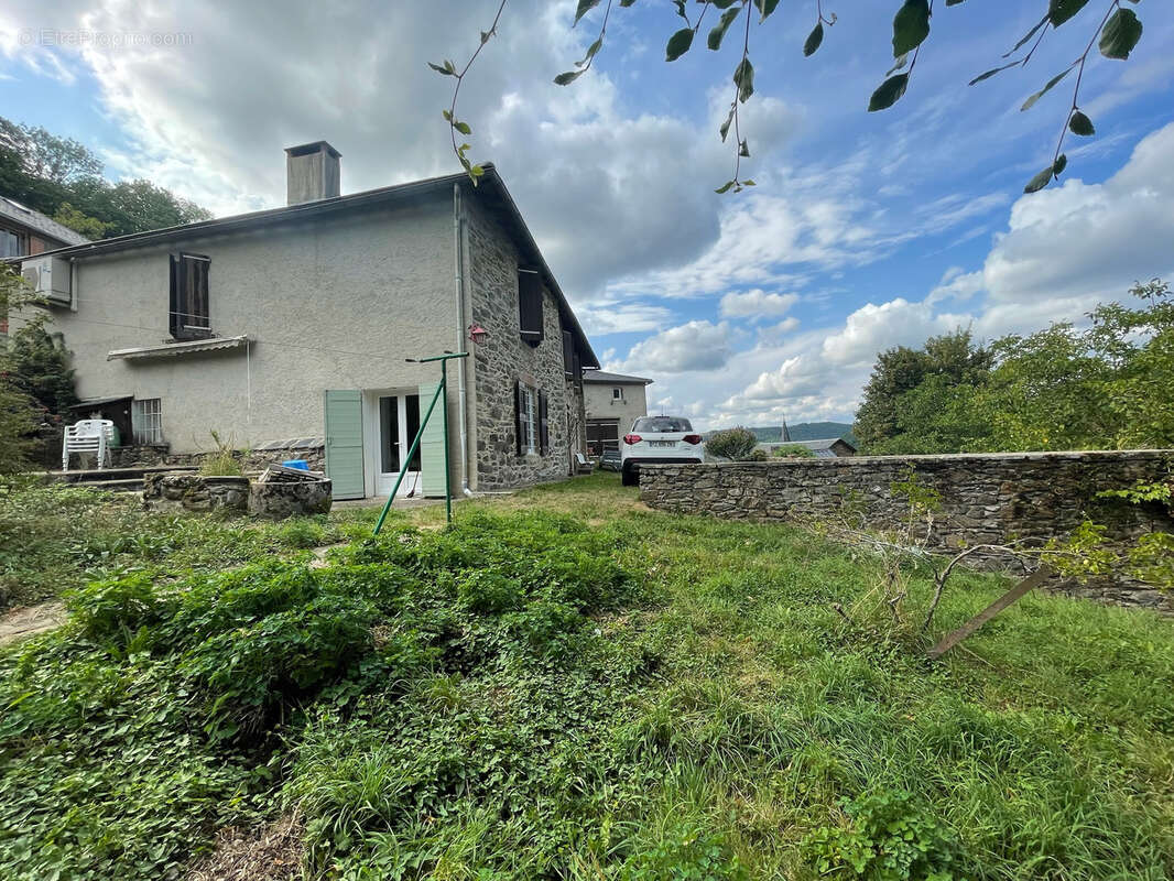 Propriété de caractère avec deux habitations   Idéale grande famille, chambres d'hôtes ou projet de gîtes - photo 14