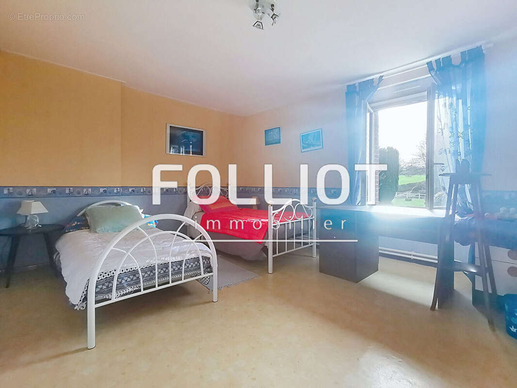 Maison à JULLOUVILLE