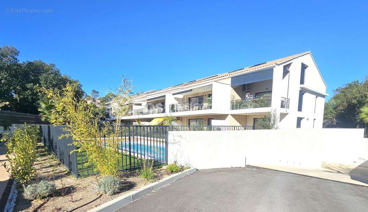 Appartement à SAINT-RAPHAEL