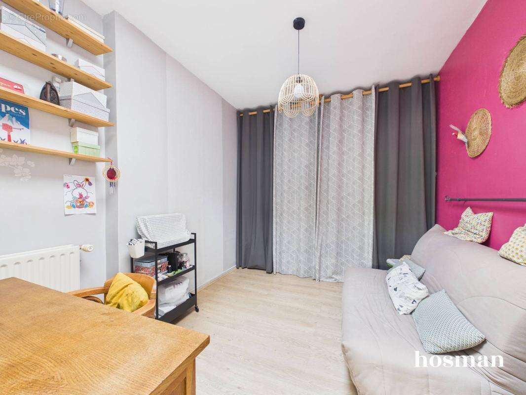 L'esprit Maison de Ville : Type 4 de 92 m² au charme atypique – À fontaines sur saone ( limite sathonay-camp) - photo 5