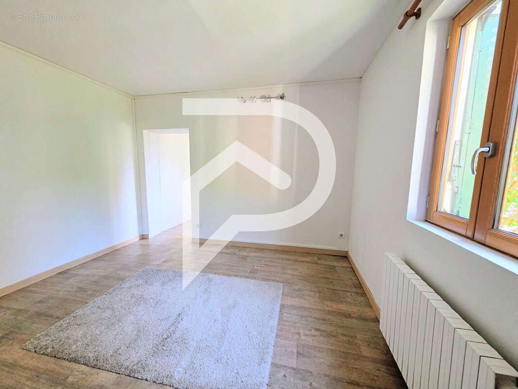 Maison à MONTATAIRE