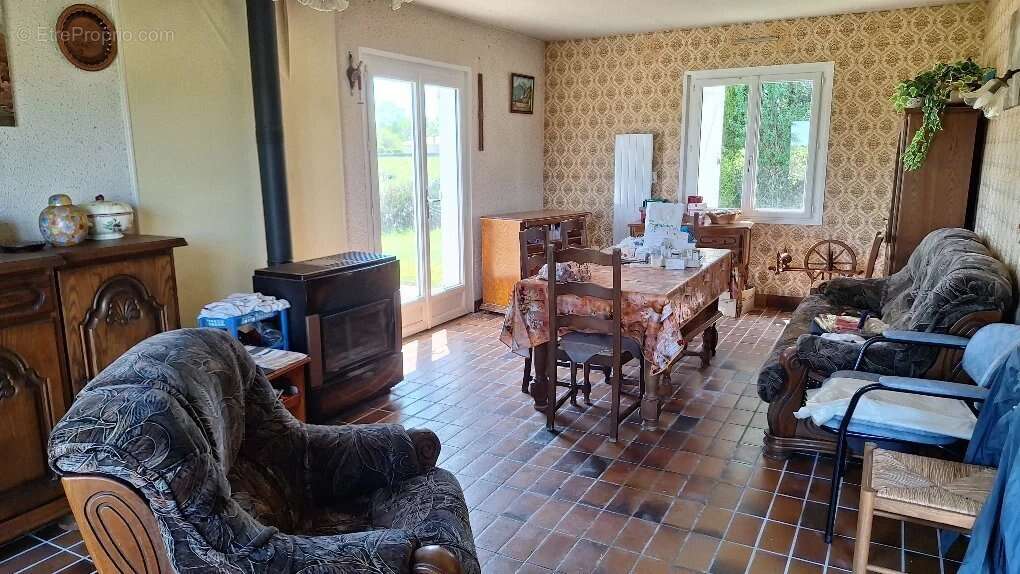 Maison à ROUMAZIERES-LOUBERT