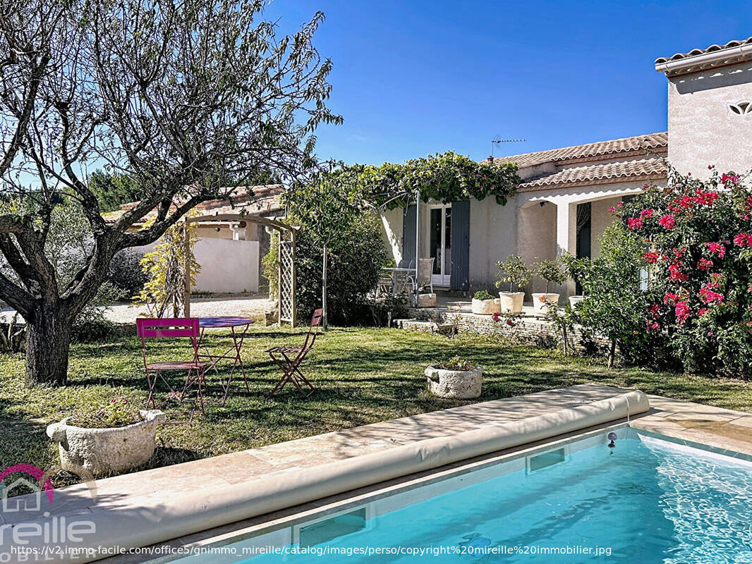 Maison à JONQUIERES-SAINT-VINCENT