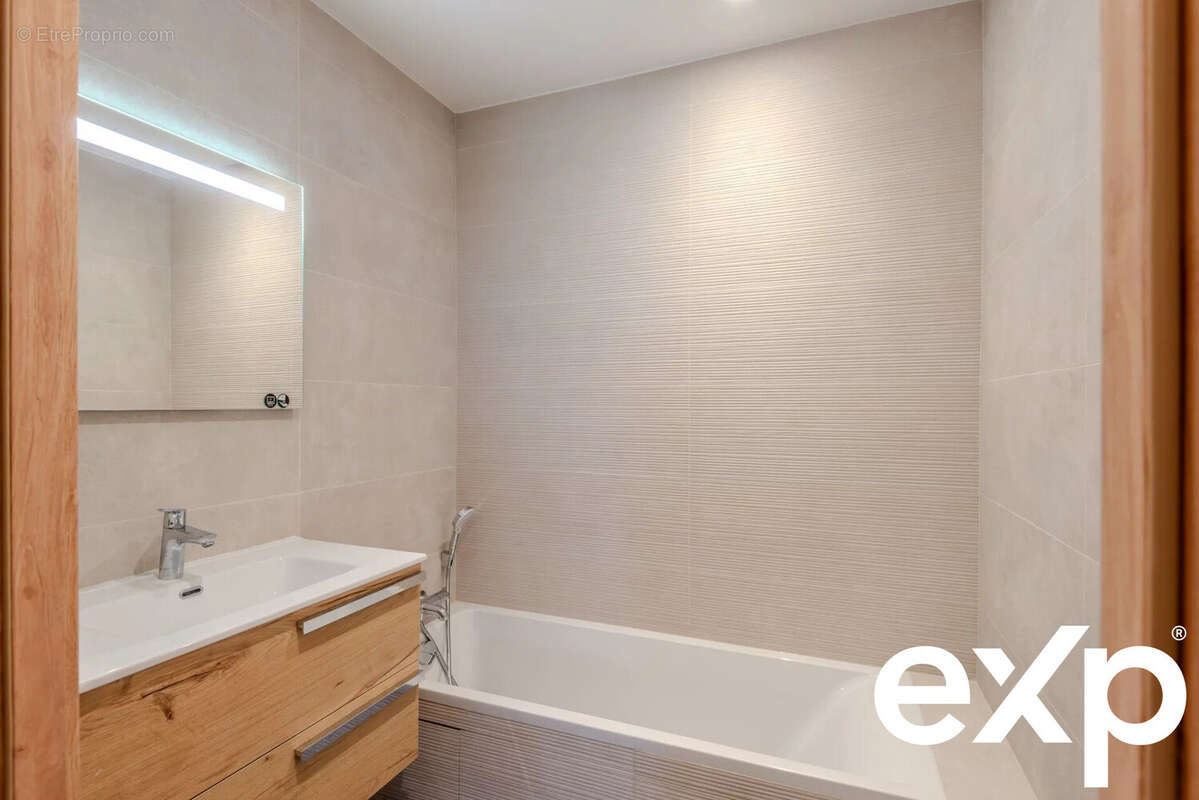 Appartement à NEUVECELLE