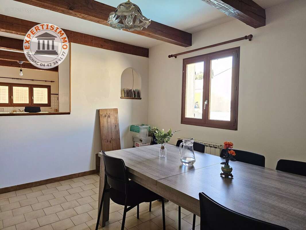 Maison à ROGNAC
