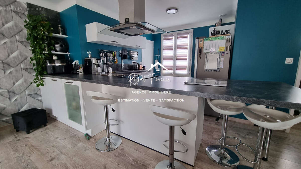 Cuisine A et E  - Maison à CHATELLERAULT