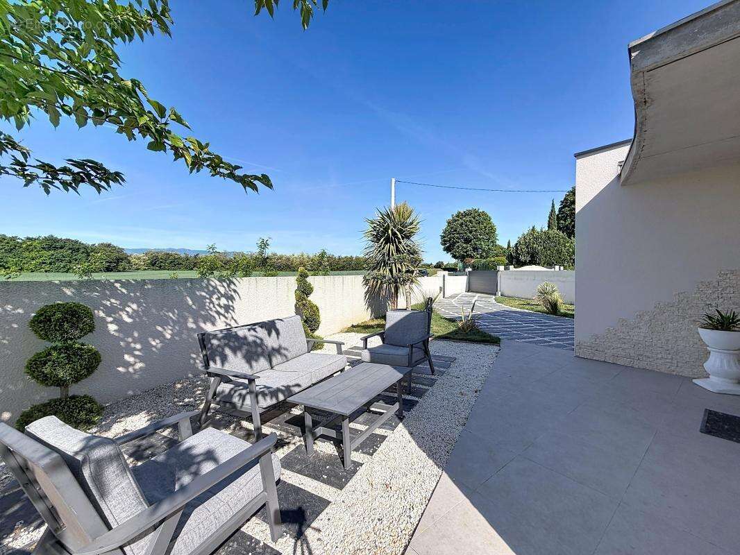 Maison à ROUSSILLON