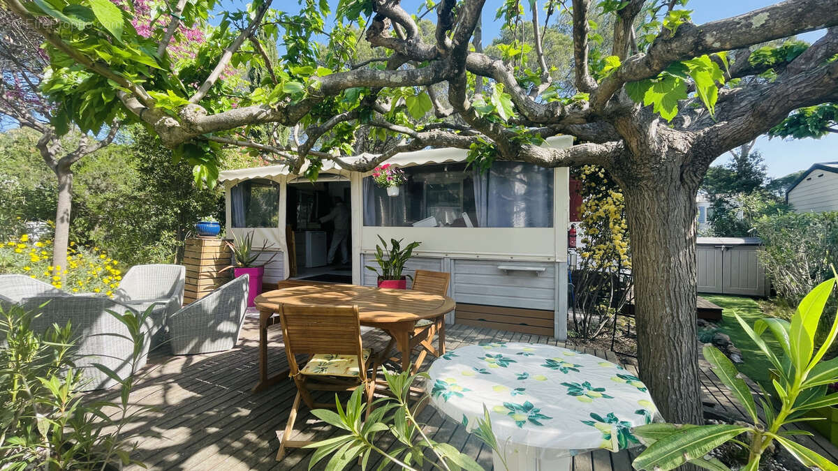 Maison à PUGET-SUR-ARGENS