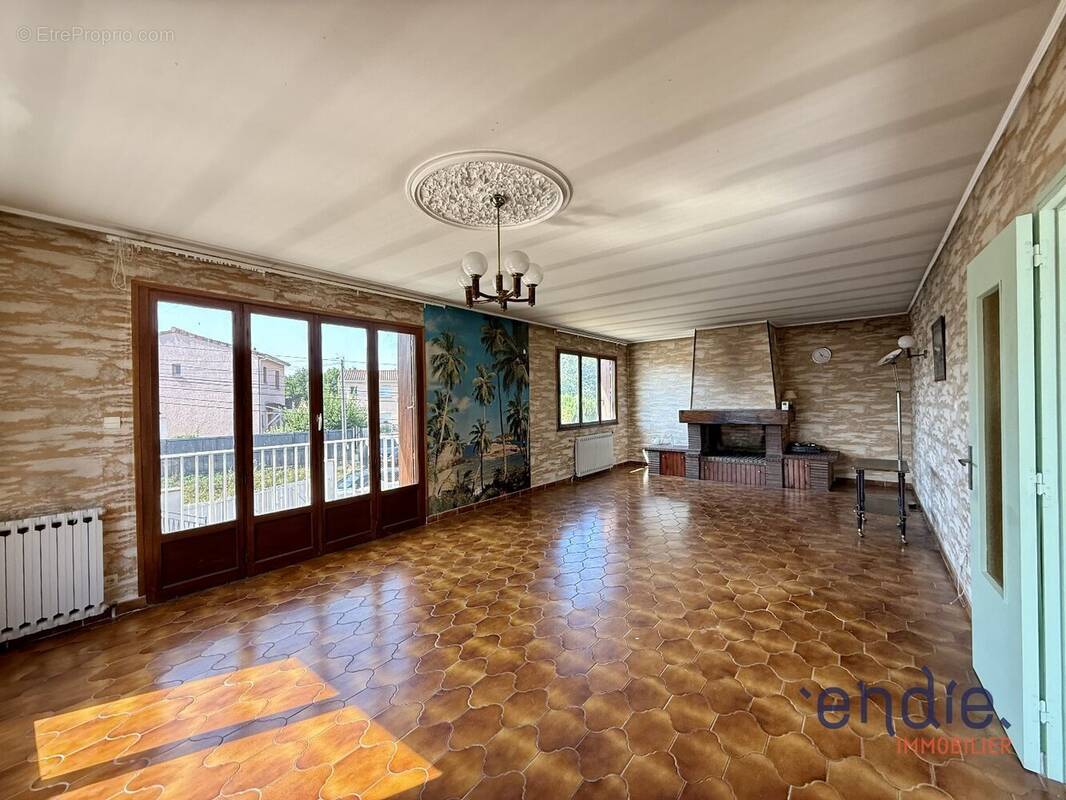 Maison à MONDONVILLE