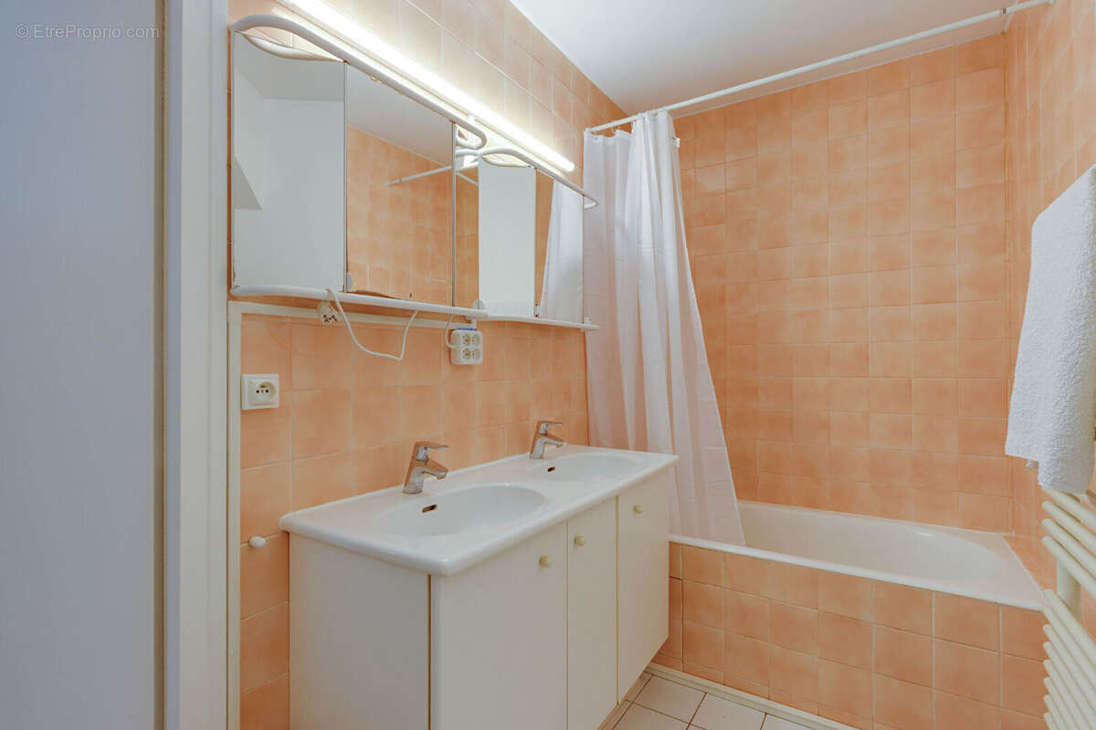Appartement à DOUVAINE
