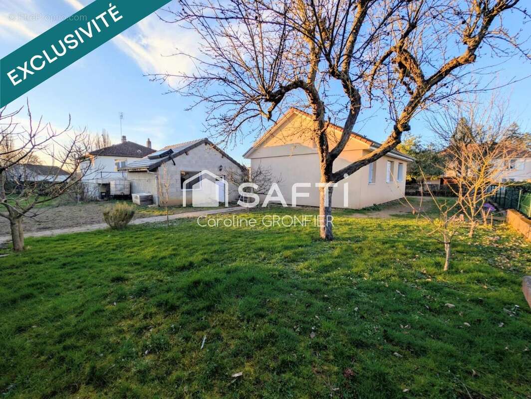 Photo 9 - Maison à PALINGES