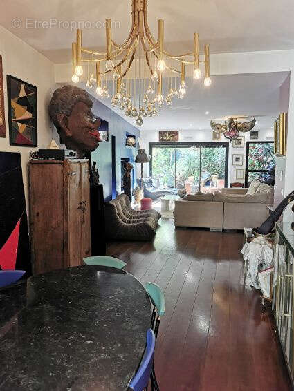 Appartement à BOURG-DE-PEAGE