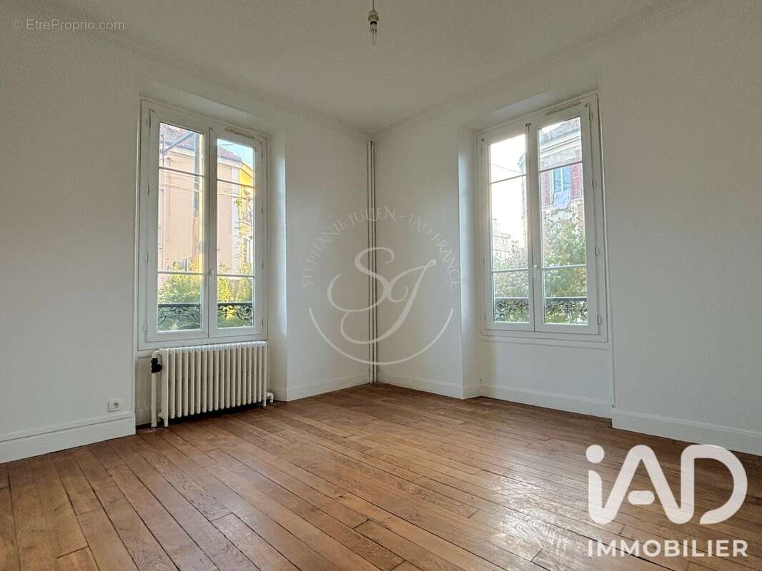 Photo 2 - Appartement à CORBEIL-ESSONNES