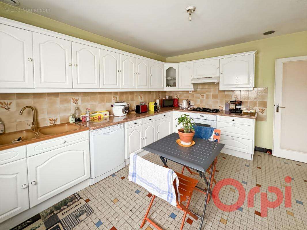 Maison à SAINT-AMAND-MONTROND