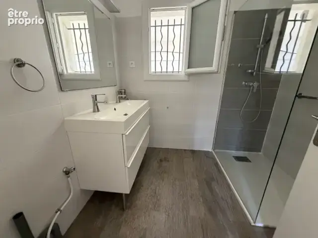Maison t6 avec terrasse et beau jardin a vendre sur eguilles - photo 9