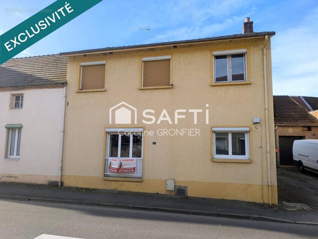 Photo 1 - Appartement à GENELARD