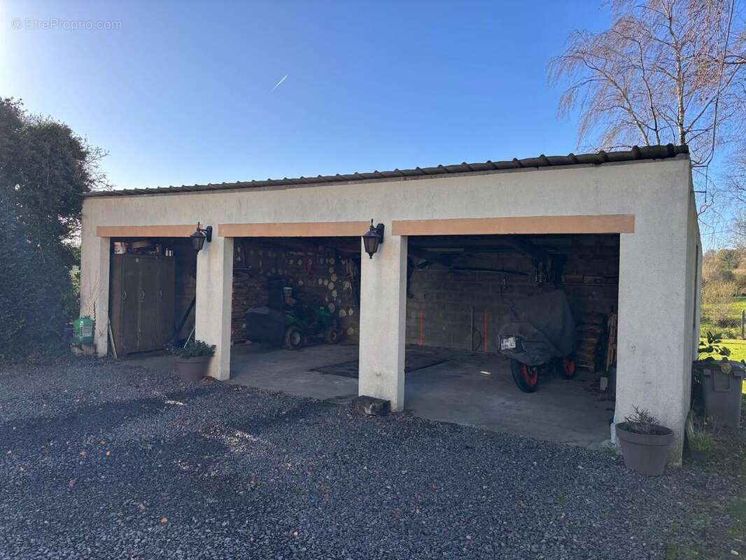 Maison à SAINT-ROMPHAIRE