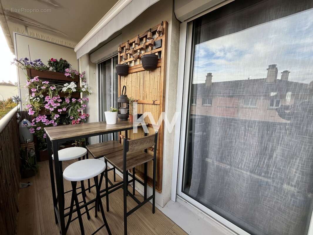 Appartement à SAINT-FARGEAU-PONTHIERRY