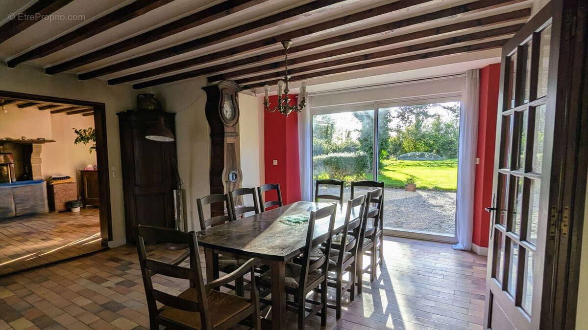 Maison à SAINT-FLOXEL