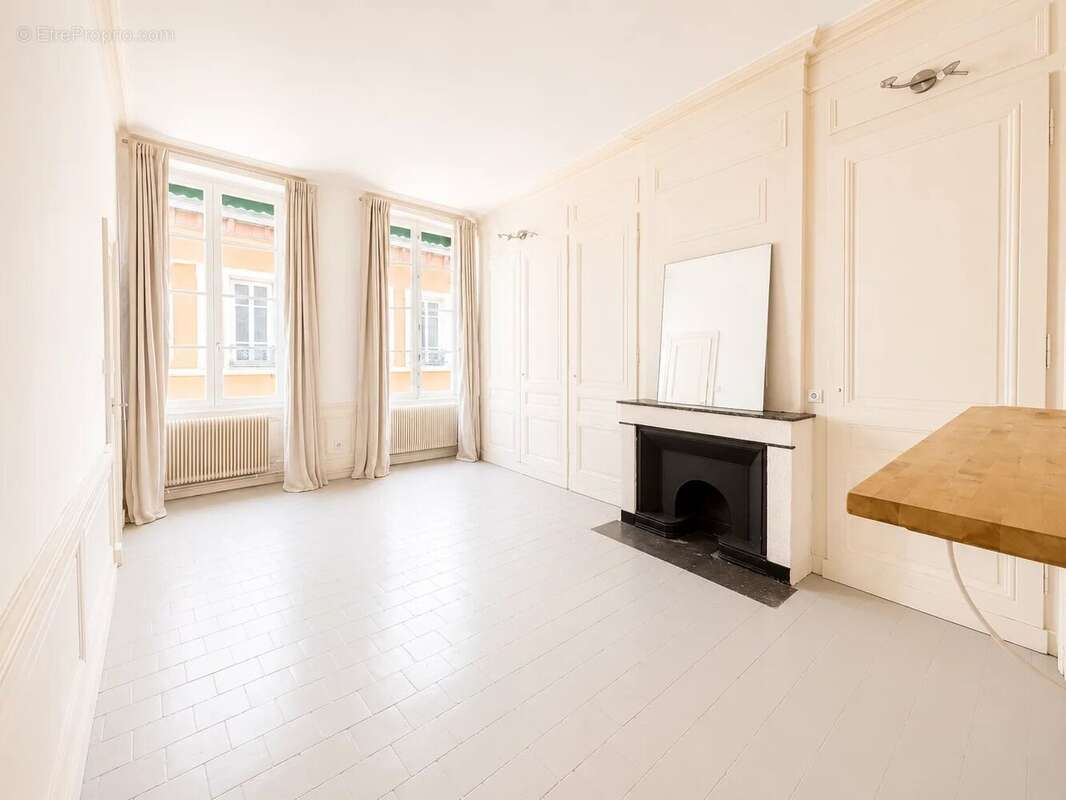 Appartement à LYON-1E