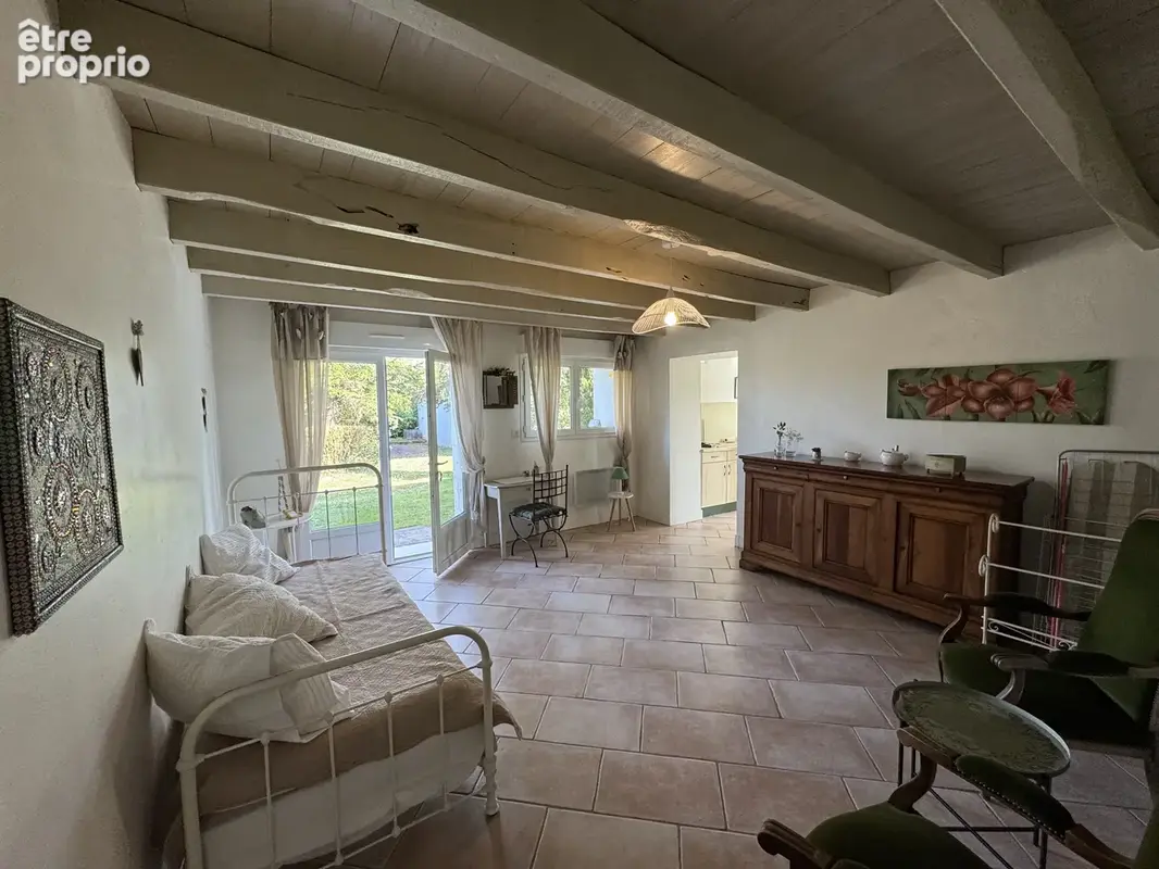Maison 111 m² à Bessac  - photo 298