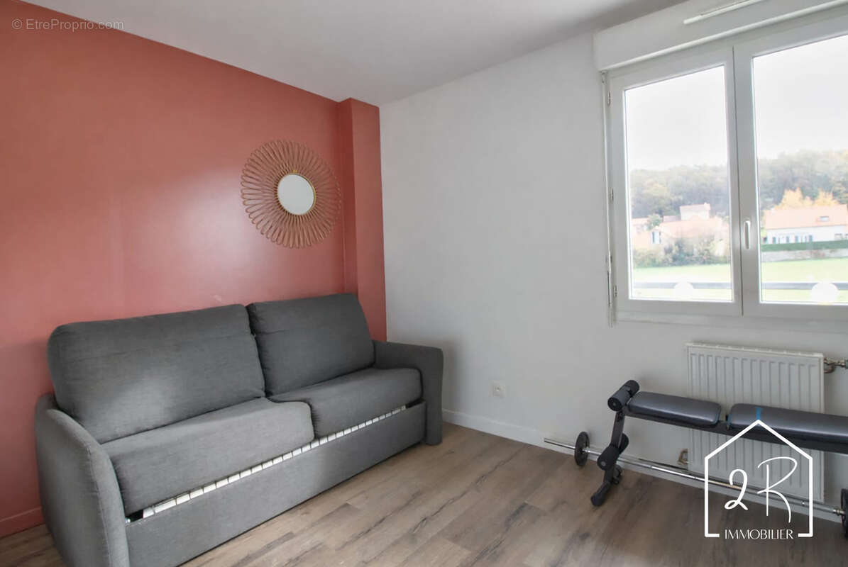 Maison à SEREZIN-DU-RHONE