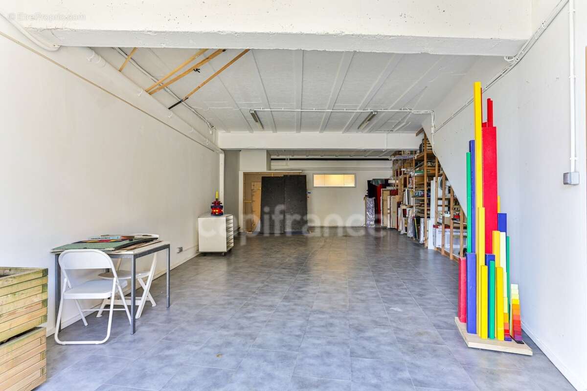Maison de village avec atelier à vendre à Collias – Idéale pour vivre et travailler - photo 13