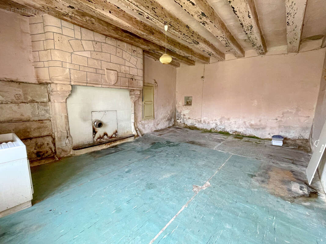 Maison à SAINT-SAUVEUR