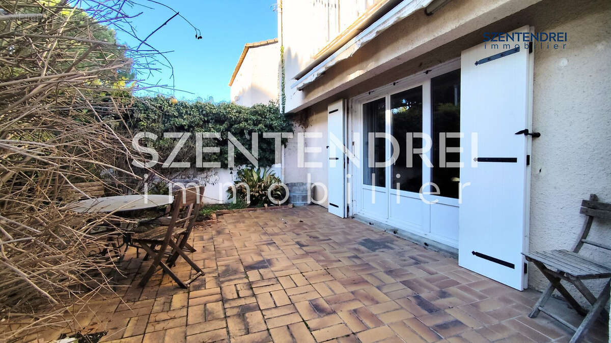 Szentendrei Immobilier - Lunel NORD - maison F6 - jardin - garage  - Maison à LUNEL