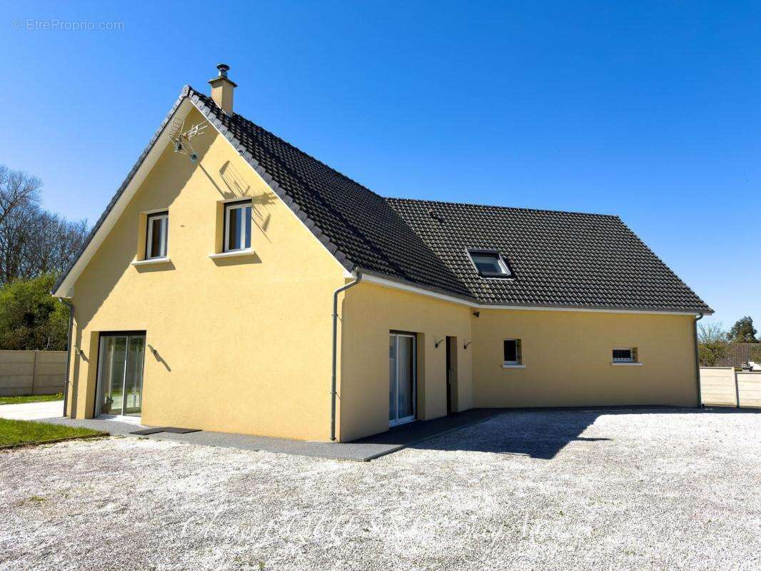 Maison à BIVILLE-SUR-MER