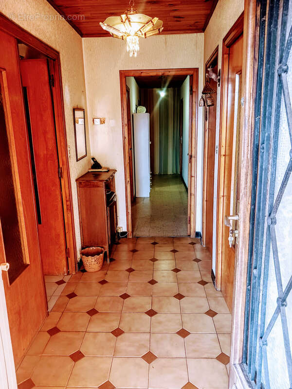 Maison à SAINT-PAUL-LE-JEUNE