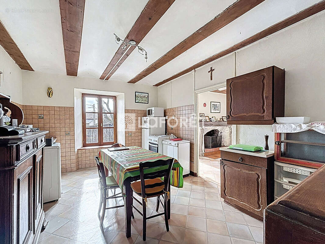 Maison à CEAUX-D'ALLEGRE