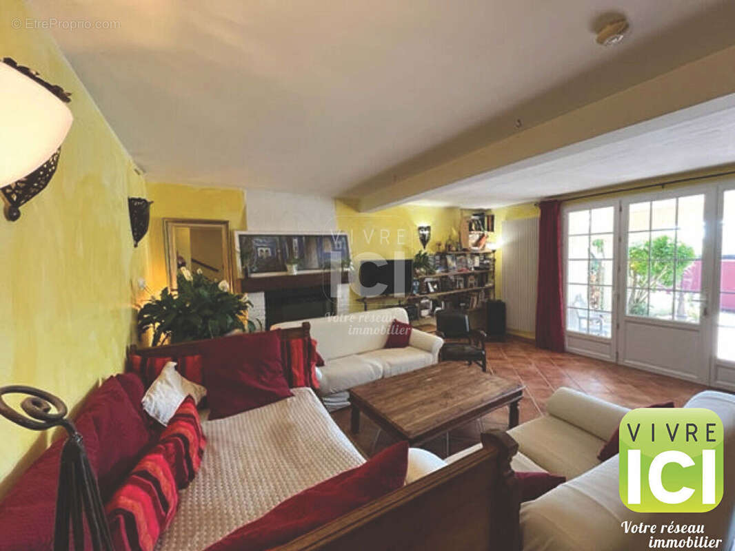 Maison à SAINT-JULIEN-DE-CONCELLES