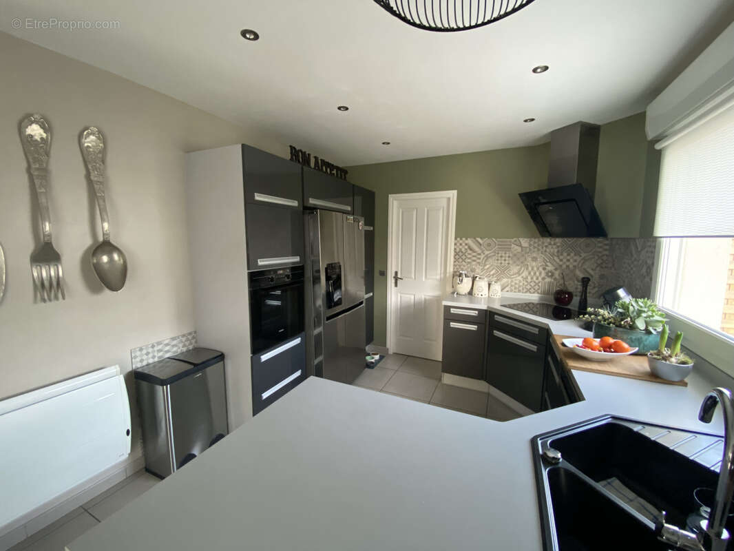 Maison à COURRIERES